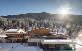 Alpine Nature Hotel Stoll