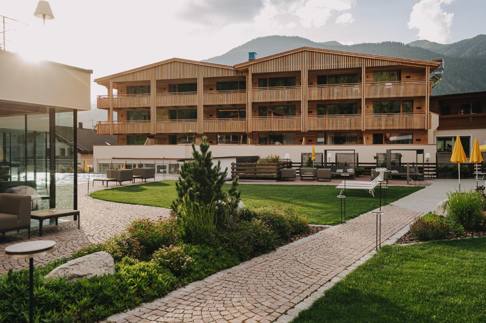 Alpine Nature Hotel Stoll Planca di Sopra Esterno foto